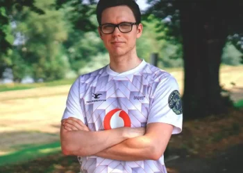 Despite starting university Starcraft 2 pro HeRoMaRinE My focus remains on e-sports