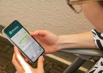 WhatsApp In this case, the messenger can read your messages