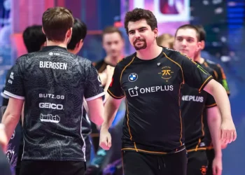 Fans sent death threats to girlfriend of Bwipo