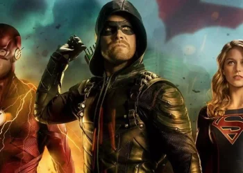 Yet another DC series Arrow fan favorite builds his own Justice League - Series News