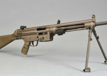 Weapons Call of Duty-HK21