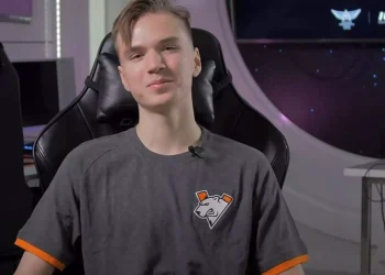 18-year-old pro draws a Z in DOTA 2 Valve disqualifies his team