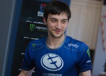 Dota-2-Player-Arteezy-Artour-Babaev