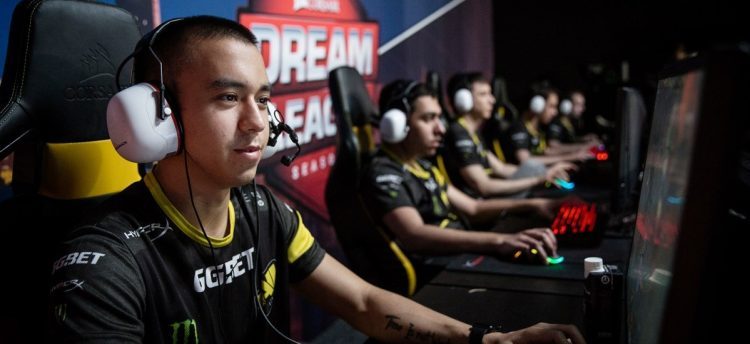Dota-2-Player-Blizzy-Evgeniy-Ree