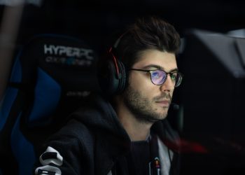 Dota-2-Player-Ceb-Sebastien-Deb