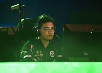 Dota-2-Player-Ori-Zeng-Jiaoyang.