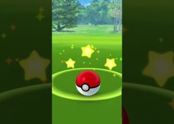 Pokemon Go Catching An Aerodactyl!