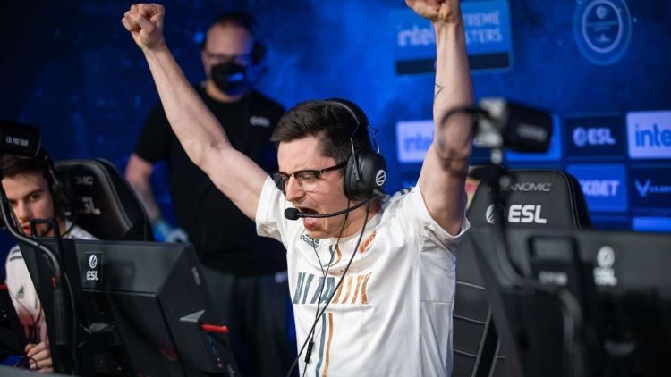 Pro Gaming Leagues – From CoD to LoL