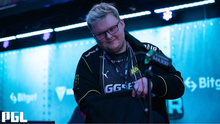 Ukrainian top team fires Russian captain