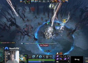 WHAT AN INSANE REACTION DODGING AXE BERSERKER'S CALL | TOPSON DOTA 2 CLIPS