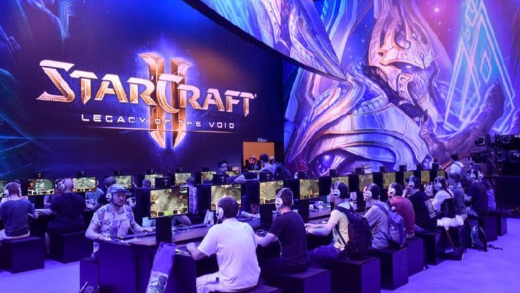 “Halo Wars” and “Starcraft 2” in co-op