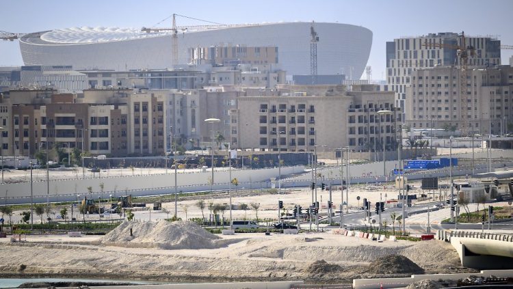 The 420-million-euro claim before the World Cup in Qatar