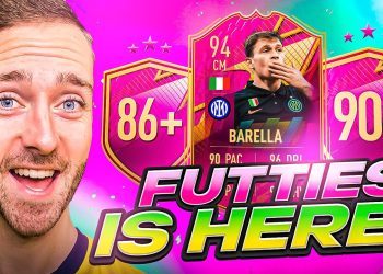FODDER TO THE MOON! AN OVERPOWERED STRIKER RETURNS TO FUTTIES!? FIFA 22 Ultimate Team