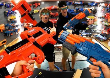 NERF GUN FORTNITE SMG + ELITE 2.0 RANGER PD-5