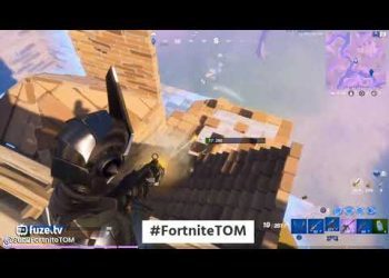Surprise I'm Inside Your Box #FortniteTOM