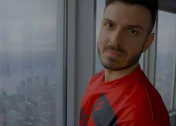 The big winner on Twitch 2022 keeps on winning - tarik walks in the footsteps of shroud