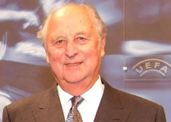 UEFA mourns former general secretary Hans Bangerter UEFA