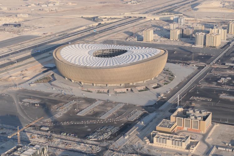 Watching the 2022 World Cup: Couch instead of public viewing