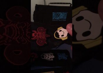 Blizzard Badge Booster Pack Series 1 Unboxing