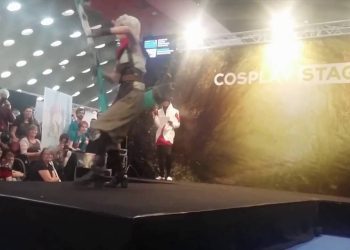 Ekko the Boy Who Shattered Time Zaun by Halcyascosplay (League of Legends) Event Gameforce 2016 Live