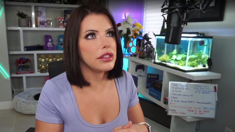 Porn star may not participate in Fortnite