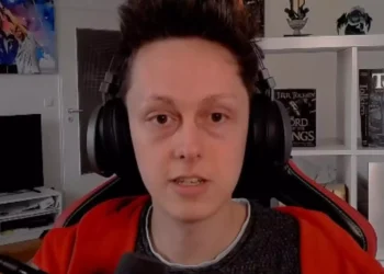 German Twitch streamer gives up dream of going pro in 2020, starts job - Now he has to quit because he's too good after all
