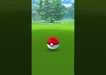 Pokemon Go Catching A Growlithe!