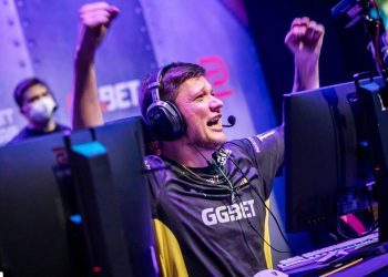 S1mple with a brilliant performance: Navi triumphs at the PGL CS:GO Major in the final against G2 – eSportsNews eSports #CS:GO