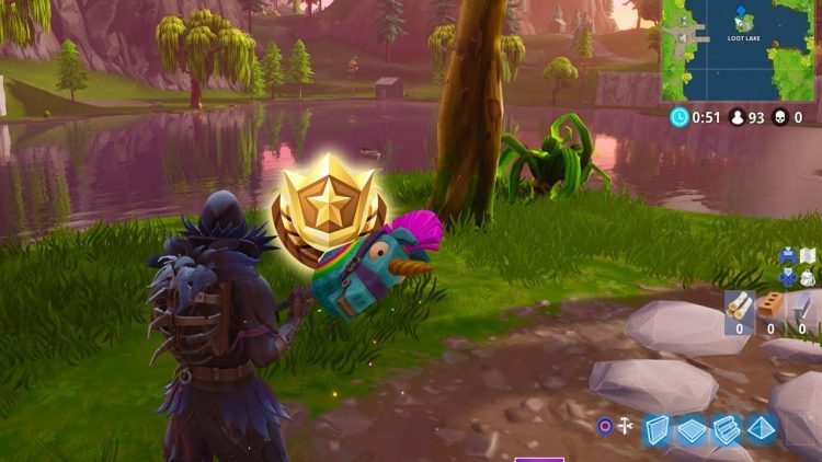 "Search between Three Boats" Location Fortnite Week 8 Challenges!
