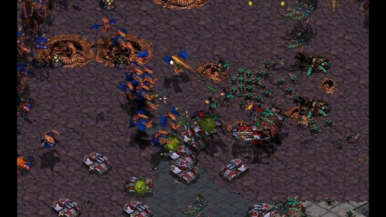 StarCraft: Remastered - Falcon casts YOUR REPLAYS!